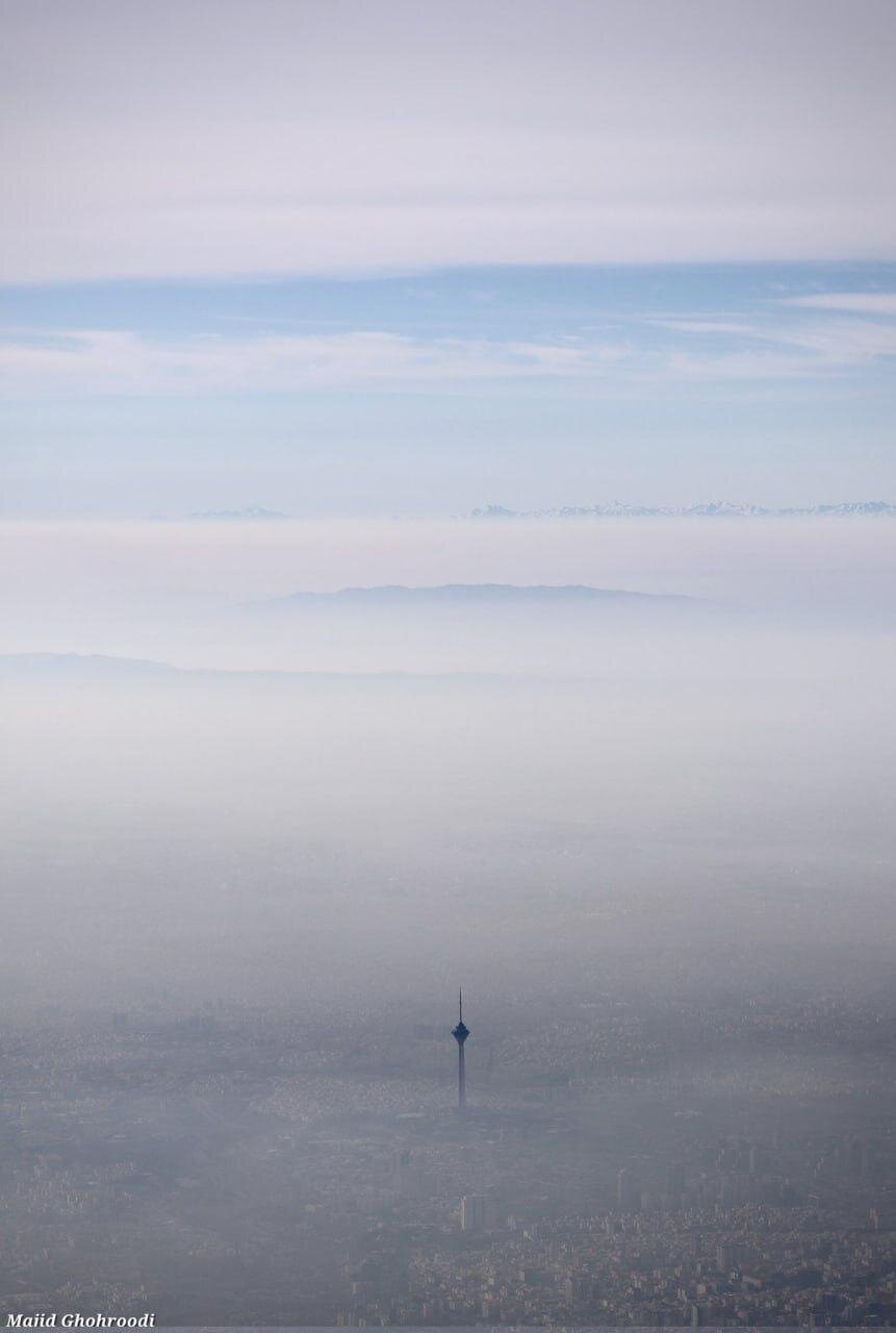 عکسی ترسناک از تهران در محاصره آلودگی