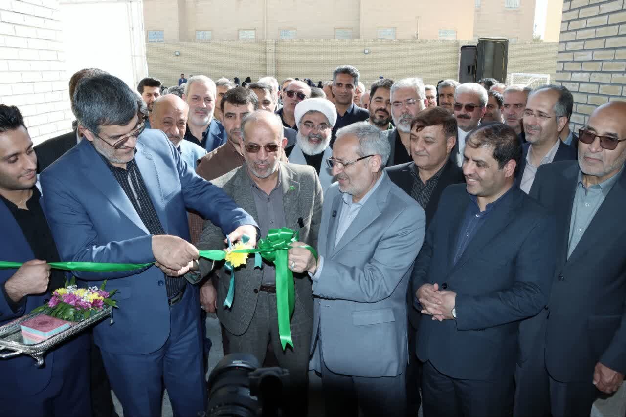 بهرهبرداری از دو مجموعه آموزشی جدید در شهرستان میبد بهرهبرداری از دو مجموعه آموزشی جدید در شهرستان میبد