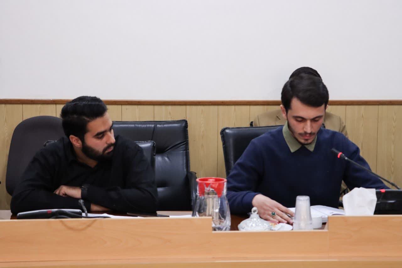 نشست صمیمانه با دبیران تشکل‌های دانشجویی استان یزد