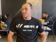 روزنامه جمهوری اسلامی: خودسوزی جوان اهوازی، دستمایه دعواهای جناحی استان شد/ مخالفن شهردار،تندروها هستند