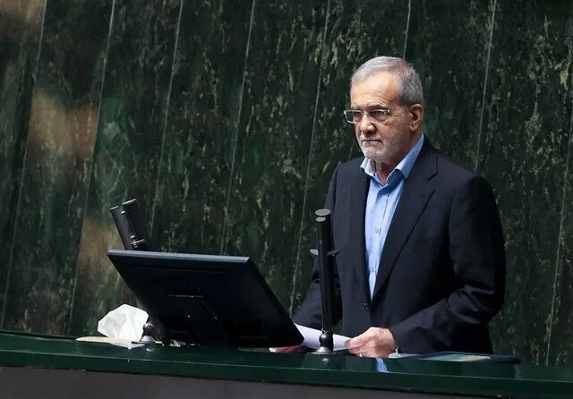 پزشکیان در مجلس:  زمان جنگ واهمه داشتم خدایی نکرده اتفاقی برای رهبری رخ بدهد/ نیرویی به نهاد ریاست‌جمهوری اضافه نکردیم