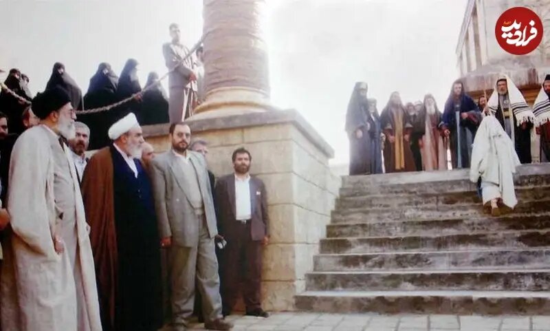 عکس کمتر دیده‌ شده رهبر انقلاب، در پشت‌ صحنه یک سریال تاریخی