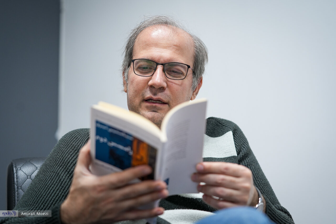 نقش اصلی، تبدیل به زن شد، چون سحر دولتشاهی بیشتر میفروشد/سحر دولتشاهی جای سعید چنگیزیان، چون موضوع زنان، موضوع ملتهب جامعه است/ اجرای گوران، بیات است