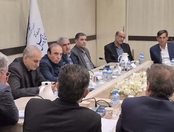 عقد تفاهم‌نامه با ۸ هلدینگ سرمایه گذاری در اردبیل پیگیری می‌شود