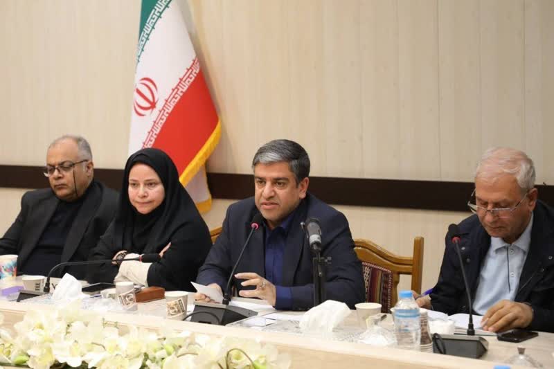 حل مسائل اجتماعی با واقعگرایی و مشارکت همگانی ممکن است