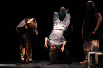 تئاتر عروس انار