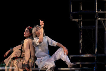 تئاتر عروس انار