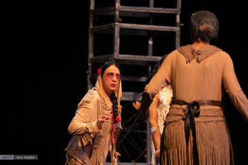 تئاتر عروس انار