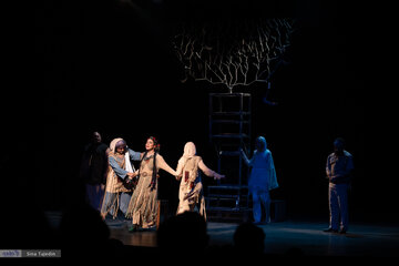 تئاتر عروس انار