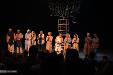 تئاتر عروس انار