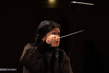 کنسرت ارکستر سمفونیک تهران به رهبری خانم *پانیذ فریوسفی*