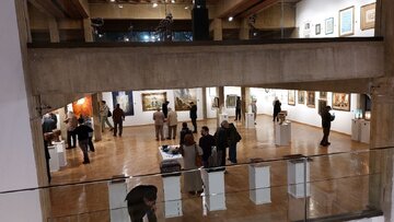 پیشنهاد سرپرست معاونت هنری به مردم برای بازدید از یک نمایشگاه/ آثار پیشکسوتان هنر، چراغ هویت ملی را روشن نگه می‌دارد