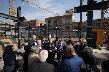 با دستور وزیر ساخت و ساز اطراف کاخ گلستان متوقف شد