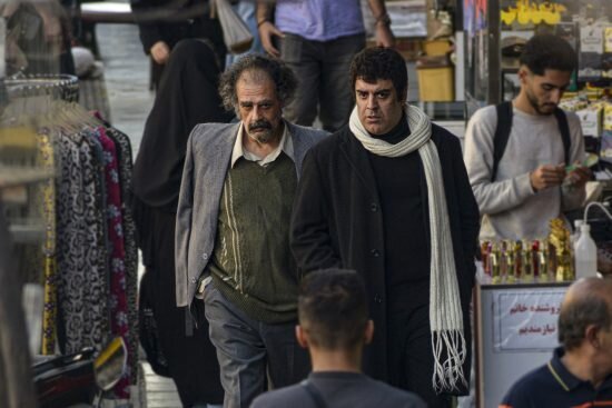 سیاهی لشکرها در تلویزیون/ منتقدان «شاه‌نقش» را نقد می‌کنند/ شاهد احمدلو در برنامه «هفت»