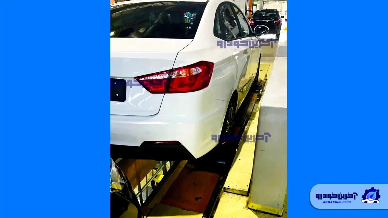 لوگوی جدید ایرانخودرو نصب شد / عکس