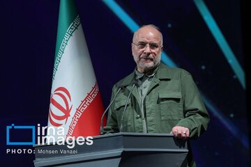 قالیباف: در جنگ 12 روزه پاسخ دشمن را دو هزار کیلومتر آن‌طرف‌تر دادیم، ادبش کردیم و سر جایش نشاندیم / ادبیات ماه‌های اول جنگ، نسبتی با فرهنگ ما نداشت