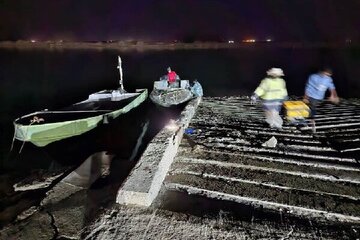 توقیف شناور غیرمجاز صید شب‌چراغی در جاسک