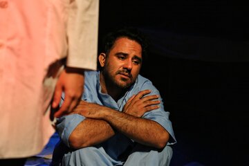 حتی کمانچه‌ی کلهر هم دردمان را دوا نکرد/ گزارش تصویری نمایش «ستاره‌ی سُهیل»