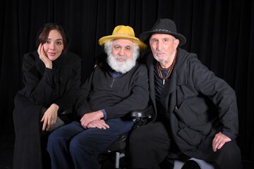 ونگوگ گوش خود را برای هدیه دادن به یک زن برید / المیرا دهقانی در نقش معشوقه نقاش هلندی