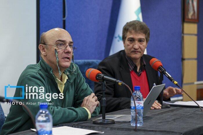 ترسهای ۱۹ سالگی را در ۶۵ سالگی هم دارم/ گمان میکردیم در تونلی تاریک محبوس شدهایم