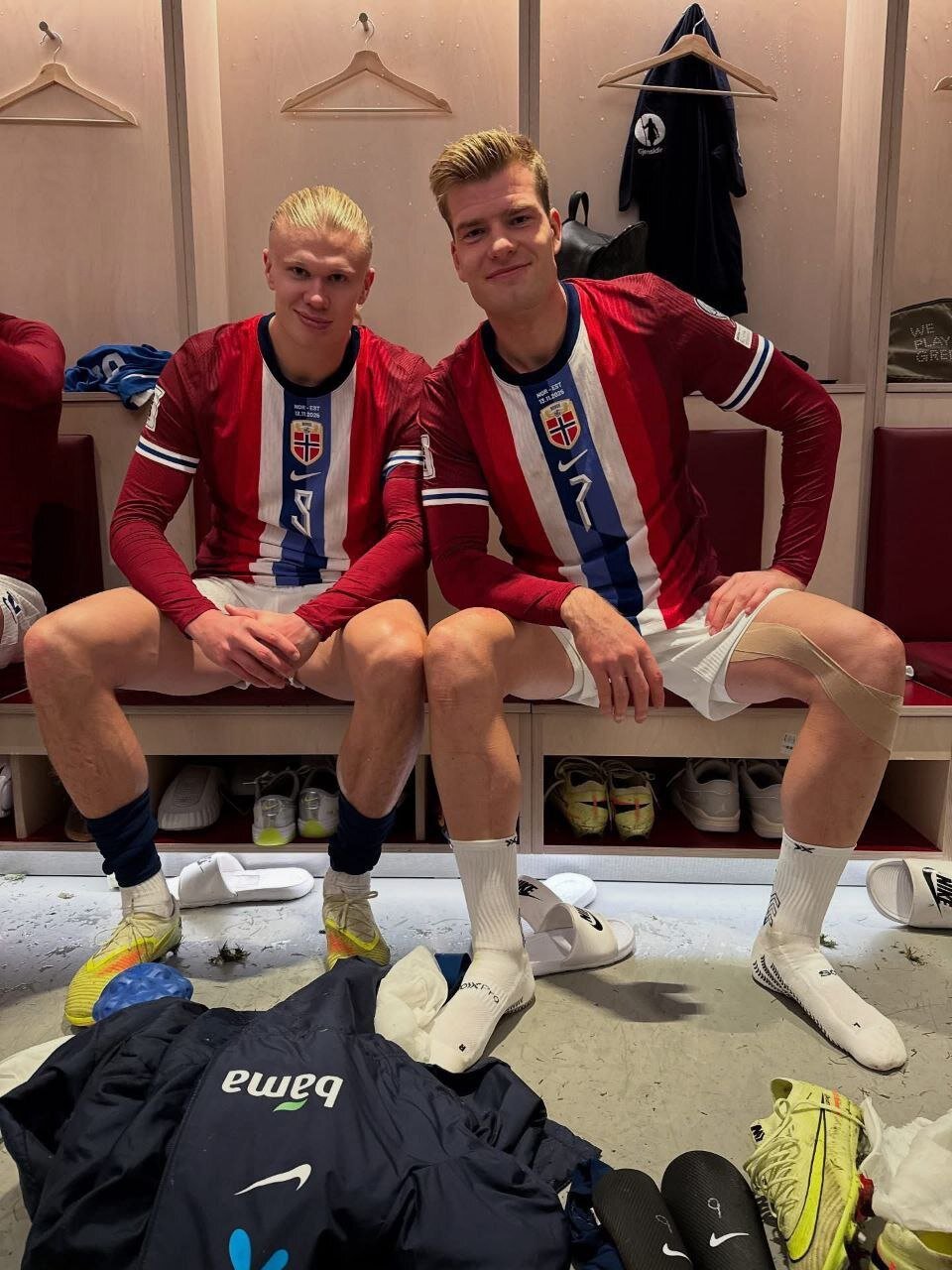 6324668.jpg?ts=1763197562000