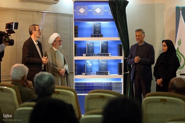 عبور از غربمحوری / آغاز جدایی ایران در فلسفه نویسی از غرب