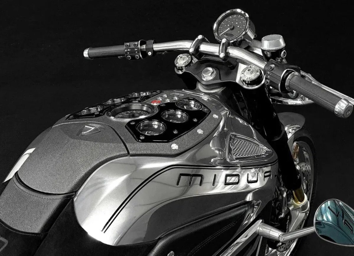 این موتورسیکلت فرانسوی همقیمت یک پورشه است!