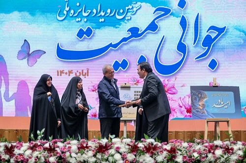 پزشکیان از مدیرعامل شرکت برق قزوین تقدیر کرد