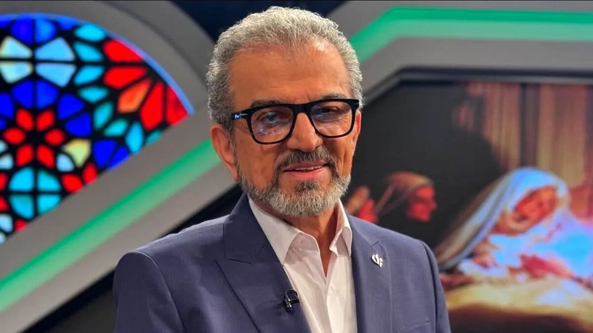 هرمز شجاعی‌مهر در گفت‌وگو با خبرآنلاین هشدار داد که فاجعه‌ای در حال رخ‌ دادن در تلویزیون است
                چرایی رفتارهای خارج از چارچوب برخی مجریان تلویزیون/ فامیل‌بازی صداوسیما را به این روز انداخته؛ انتخاب‌ها دیگر هیچ مبنای علمی ندارد