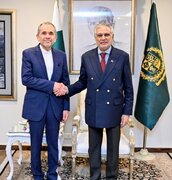 تخت‌روانچی با اسحاق دار دیدار کرد