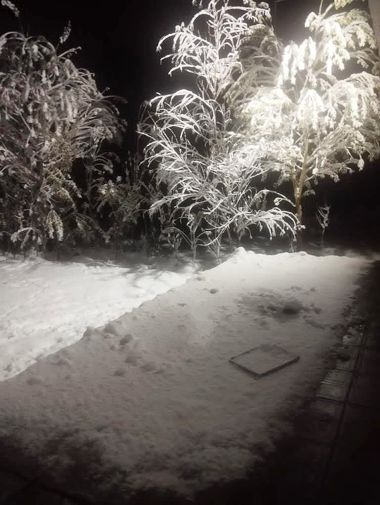 ادامه بارش برف و باران در نقاط مختلف استان آذربایجان‌غربی