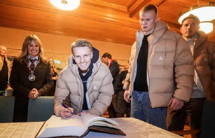 عکس|جشن صعودِ یخ در نروژ!