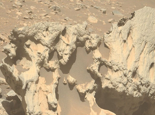 سنگی روی مریخ پیدا شد که «برای مریخ نیست»