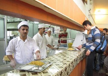 یک مقام مسئول در دانشگاه شهید بهشتی: از اعتراض دانشجویان تعجب کردم / غذای دانشگاه استانداردهای قابل قبول را دارد