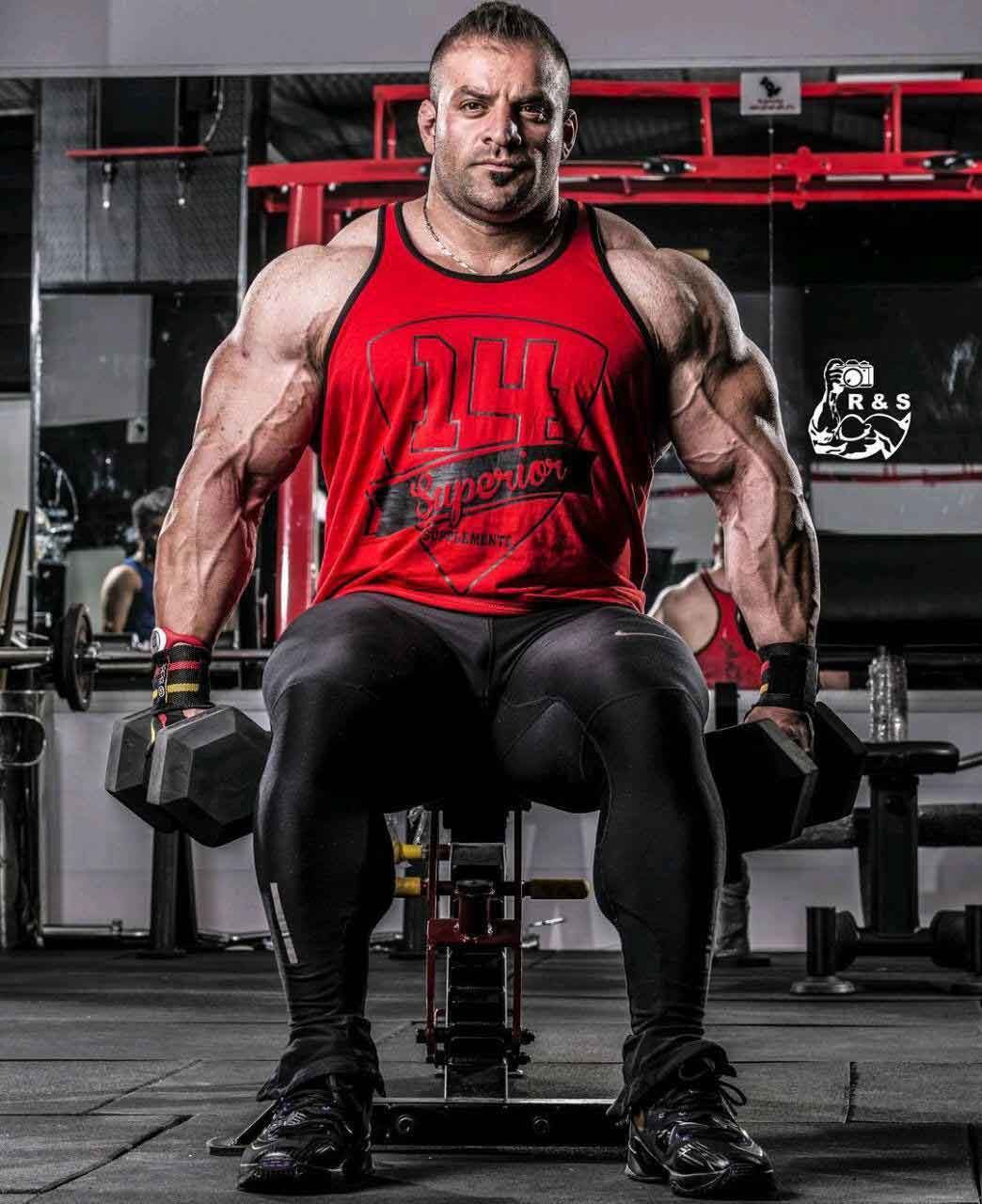 قهرمان لرستانی در جدال با بیماری / قول دبیر فدراسیون برای درمان