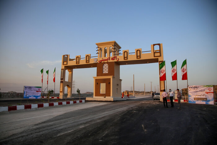 گزارش‌هایی درباره حمله گروهی از افراد در منطقه پنجعلی منتشر شده است؛ این موضوع آیا واقعیتی است یا صرفاً شایعه‌ای غیرمحسوس؟ از سوی پلیس اعلام شده که تا کنون گزارشی در این خصوص ثبت نگردیده است.