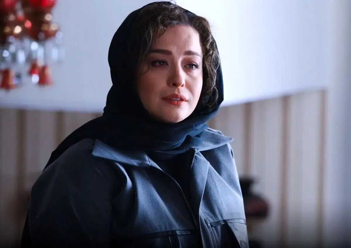 کیک تولد مهراوه شریفینیا در پشت صحنه سریال «کیمیا» به مناسبت یک دهه پیش جشن گرفته شد. کیک تولد مهراوه شریفینیا در پشت صحنه سریال «کیمیا» به مناسبت یک دهه پیش جشن گرفته شد.