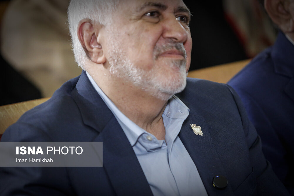 عکسی از اسحاق جهانگیری و همسرش در یک قاب/ دختران آقای سیاستمدار هم بودند/ جنتی همنشین نماینده مجلس شد+ تصاویر