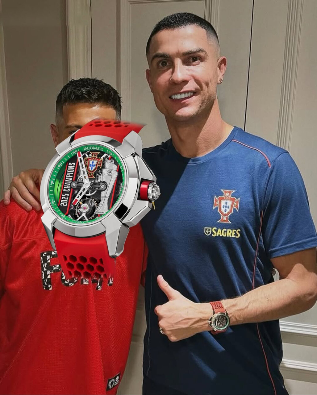 عکس| ساعت خاص رونالدو با طرح پرچم پرتغال