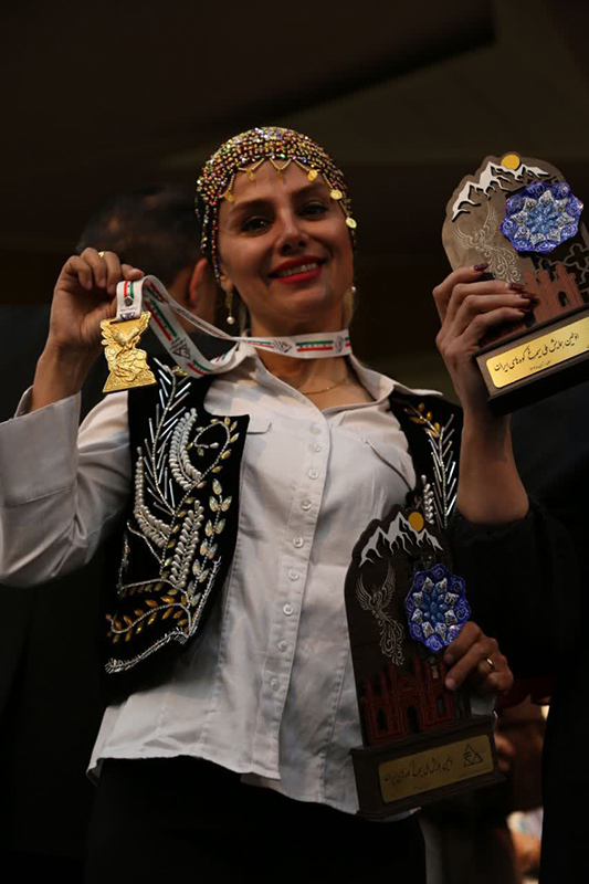 سمنان در اوج افتخار؛ تجلیل ملی از فاتحان ۳۱ قله کشور در همایش سیمرغ