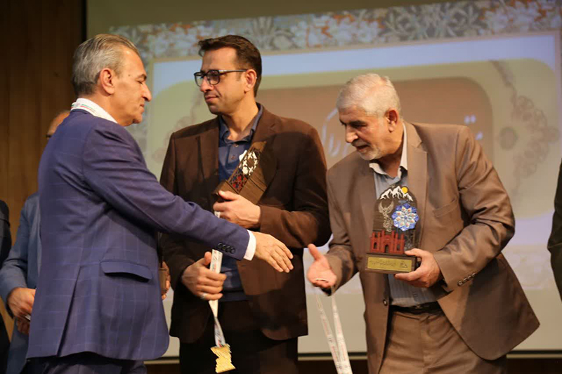 سمنان در اوج افتخار؛ تجلیل ملی از فاتحان ۳۱ قله کشور در همایش سیمرغ