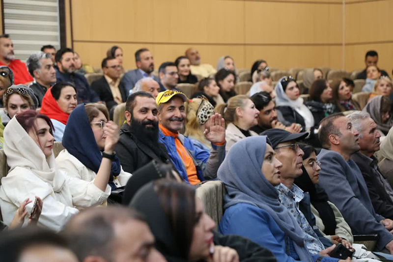 سمنان در اوج افتخار؛ تجلیل ملی از فاتحان ۳۱ قله کشور در همایش سیمرغ