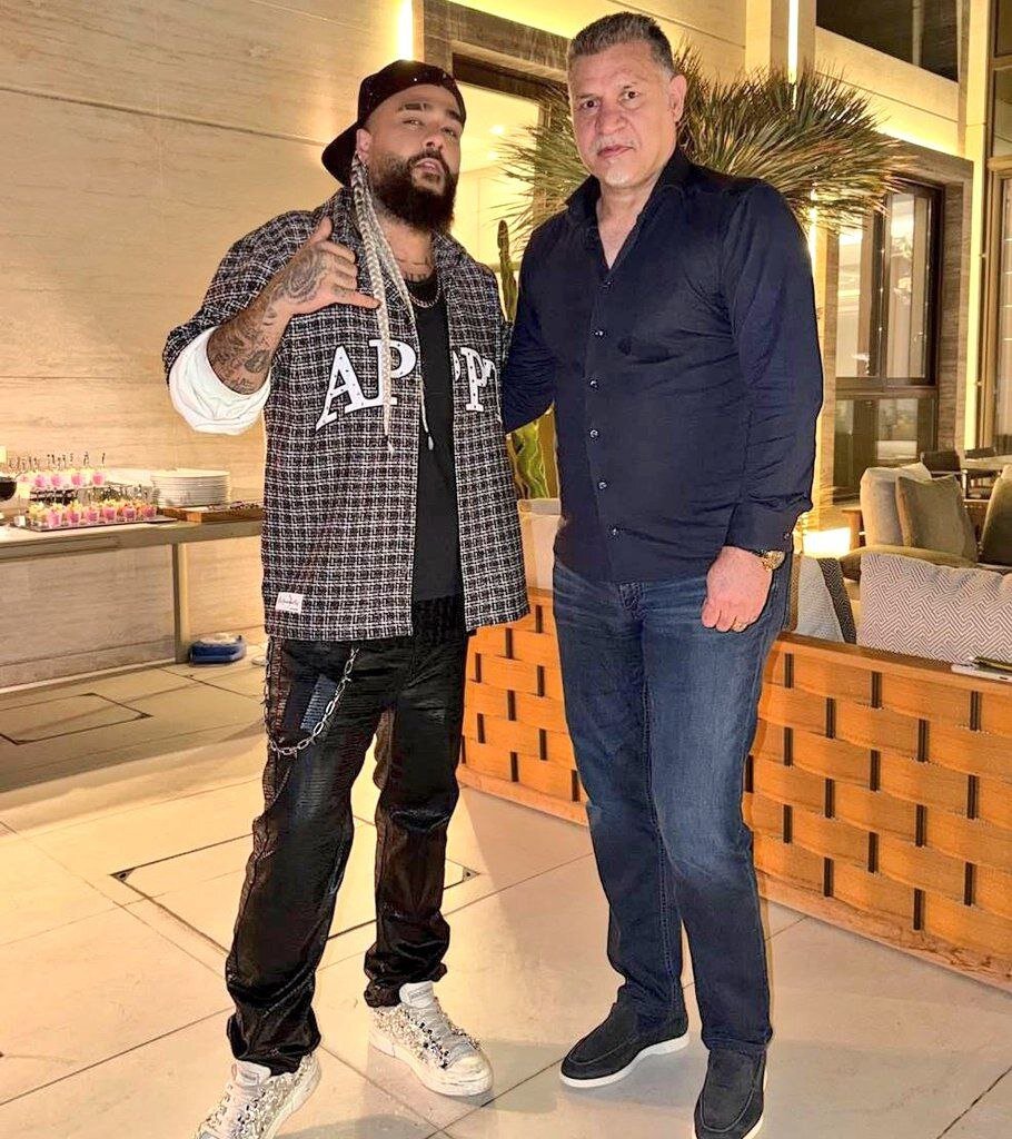 عکس | علی دایی و ساسی مانکن؛اعتراضها به هوش مصنوعی