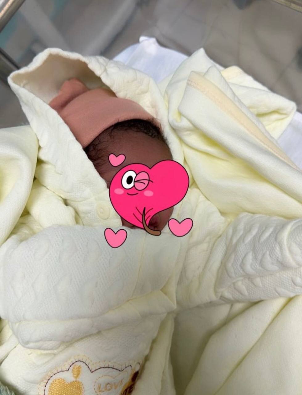 عکس | خبر خوش برای ستاره استقلال؛ هافبک خارجی آبیها پدر شد