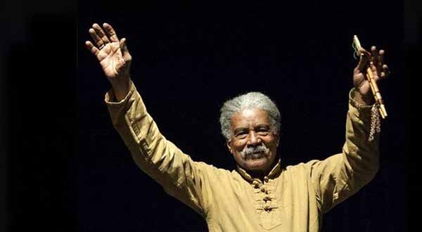 خالو قنبر به خانه برگشت