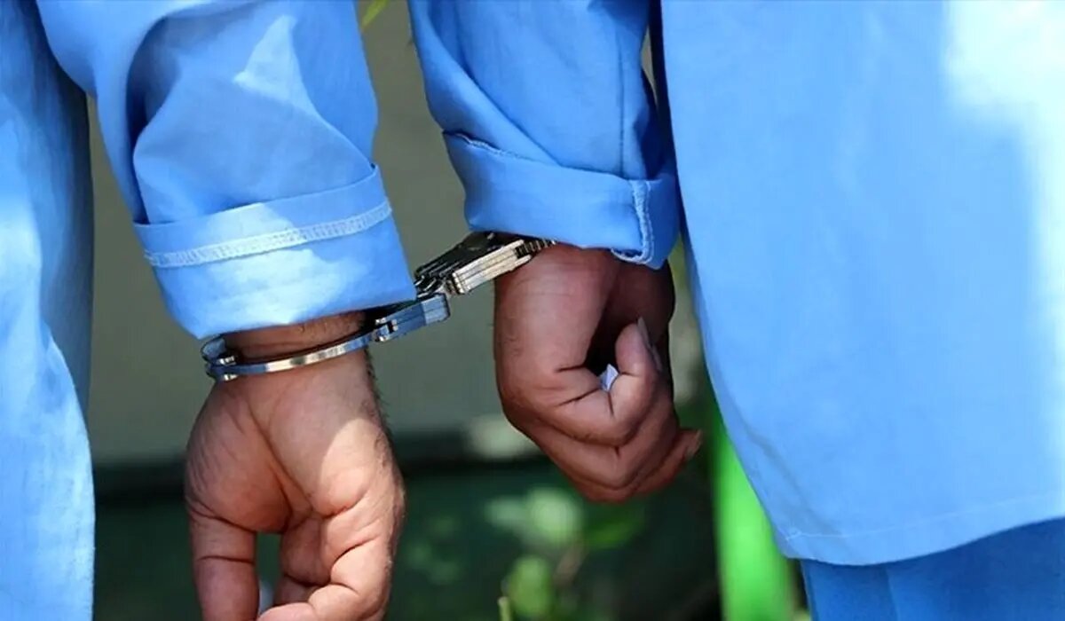 پایان دو سال تعقیب پلیسی؛ سارقان منزل ۱۵ میلیاردی در شمال تهران دستگیر شدند