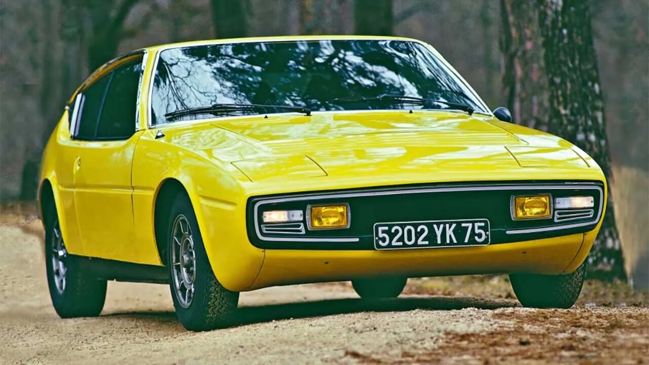 خودروی فرانسوی با چراغهای پیکان!