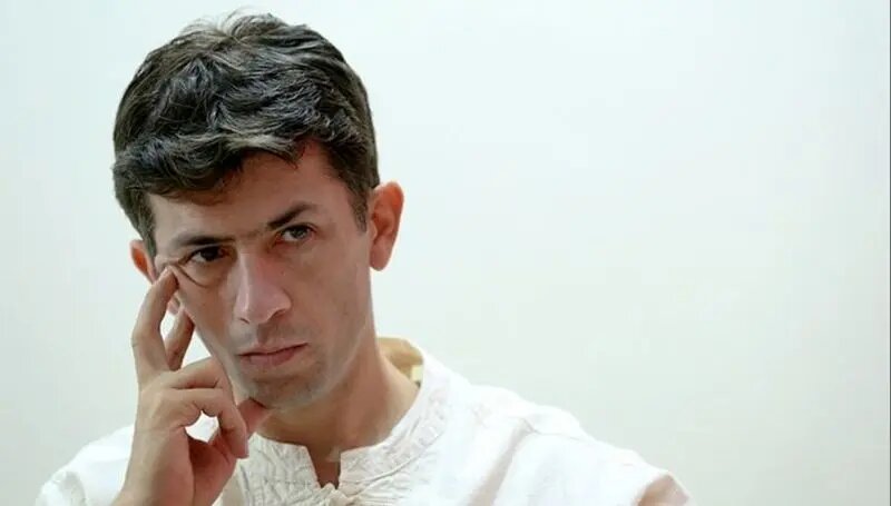 هادی مرزبان؛ قطب‌نمایی در دل کویر / کارگردانی هم‌چون فرمانده ارتش که هدایت بازیگر برایش مثل هدایت سرباز بود 4