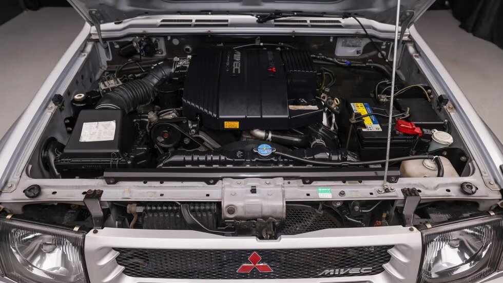 میتسوبیشی پاجرو با قدرت و طراحی استثنایی، به حراجی میرود /عکس