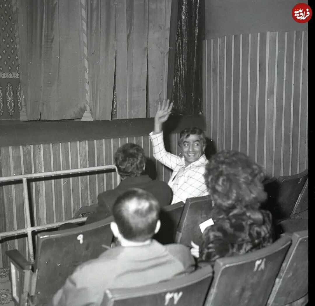 عکس/ فردین در تئاتر پارس لاله‌زار؛ اواخر دهه ۴۰